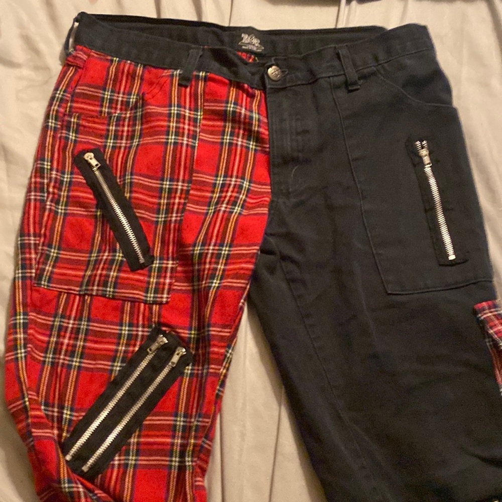 Men’s tiger of London red and black plaid pants | Sz 34 slim fit
